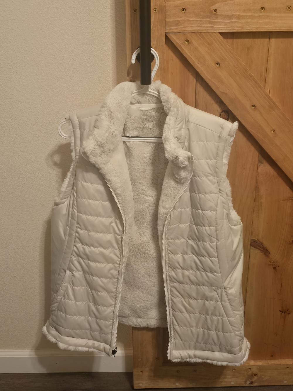 Women's Cream Quilted Faux-Fur Lined Vest (Reversible)
